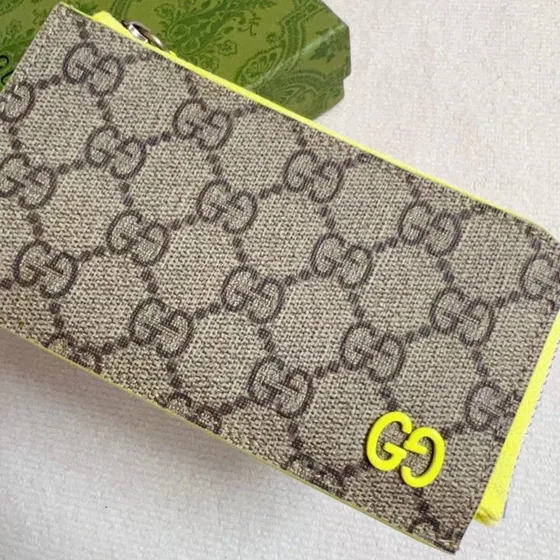 Gucci Gg Marmont Zipper Card Case Beige/Geel Card Holder
