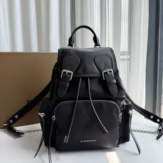 Burberry The Medium Rucksack In Technical Nylon And Leather Black Backpack