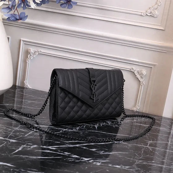 YSL Cassandre Envelope Chain Carteira Preto Woc