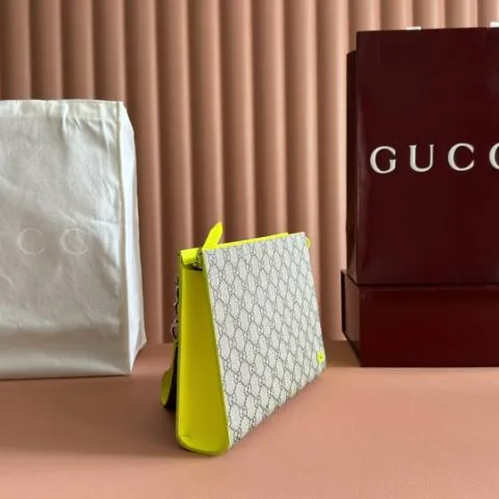 Gucci GG Supreme بيج Ebony with Neon أصفر everyday