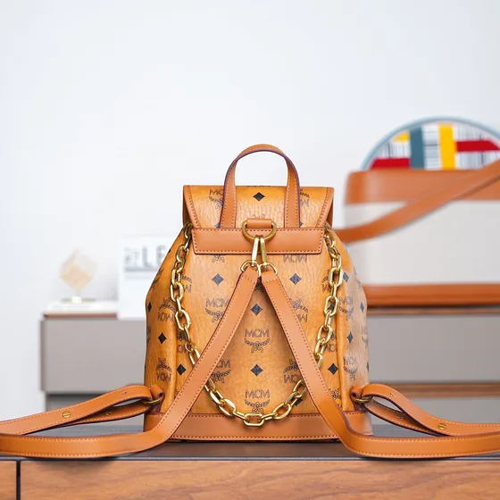 MCM Aren Visetos Flap Mochila Cognac Mochila