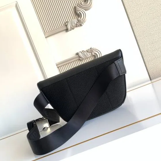Fendi Sort everyday