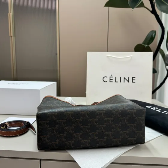 Celine Triomphe Cabas Tote Brun/Tan Kass