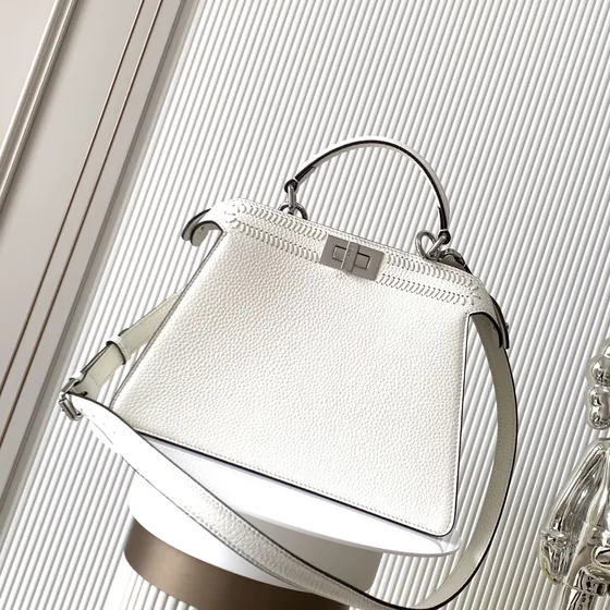 Fendi Peekaboo Iseeu Small White Top Handle