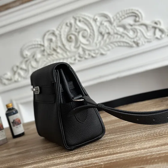 Hermes Kelly Messenger Black Crossbody