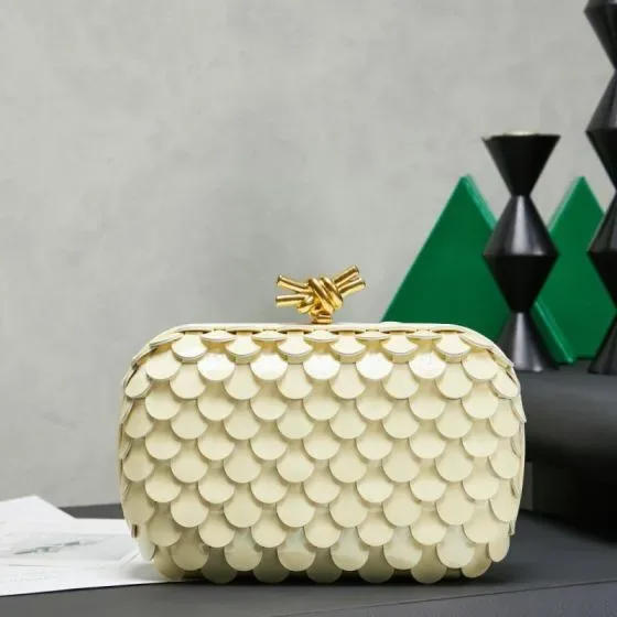 Bottega Veneta Knot Clutch Cream Clutch