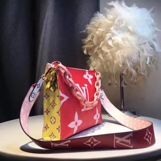 Louis Vuitton Toiletry Etui Rød Lyserød Crossbody