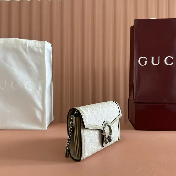 Gucci Dionysus Gg Chain Brieftasche Beige Crossbody