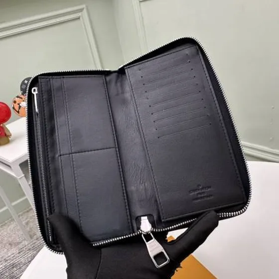 Louis Vuitton M58412 أسود Taurillon 10x20x2cm everyday