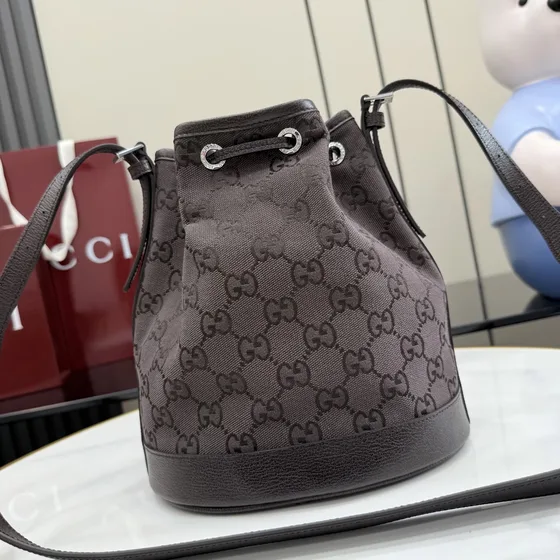 Gucci Gg قماش Bucket Bag Dark بني Crossbody