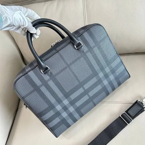 Burberry Briefcase رمادي Check business