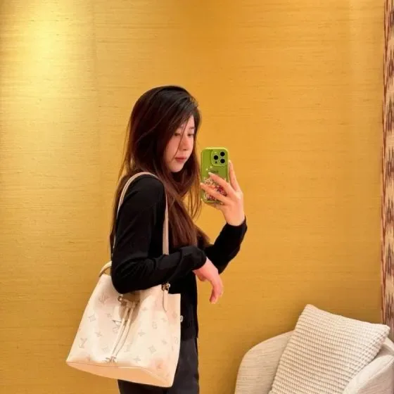 Louis Vuitton Nano No White Shoulder Bag