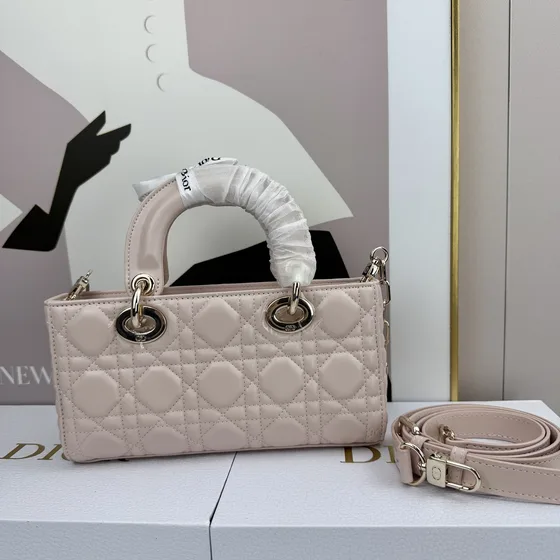 Dior Lady D-Joy Cherry Blossom Rosa 22cm Henkel