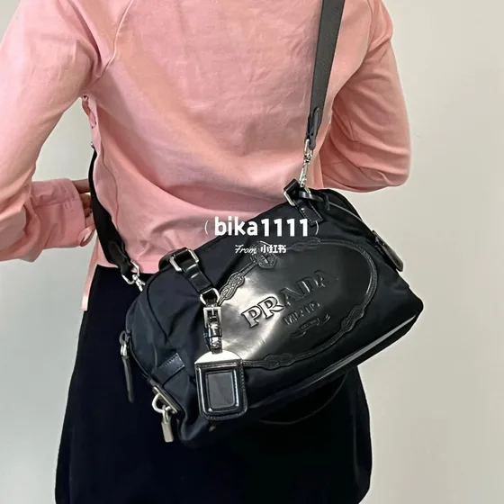 Prada Nylon Logo Skulderveske Sort Skulderveske