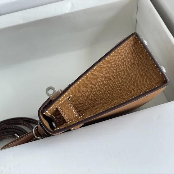 Hermes Mini Kelly Brun Tophåndtag