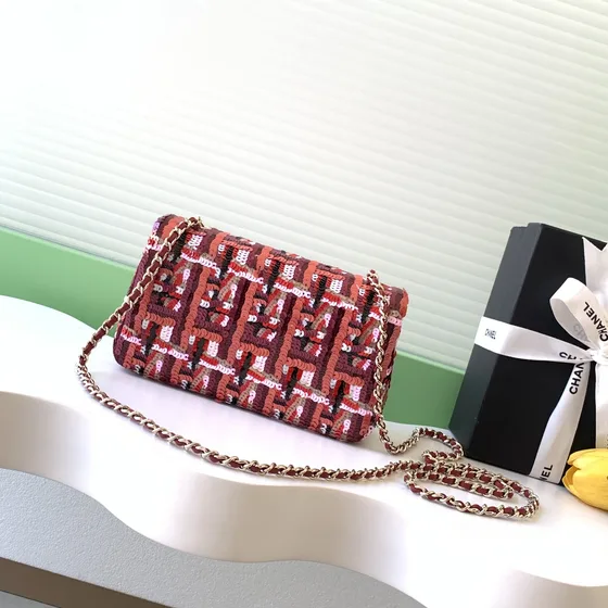 Chanel Classic Flap Bordeaux Sac à rabat