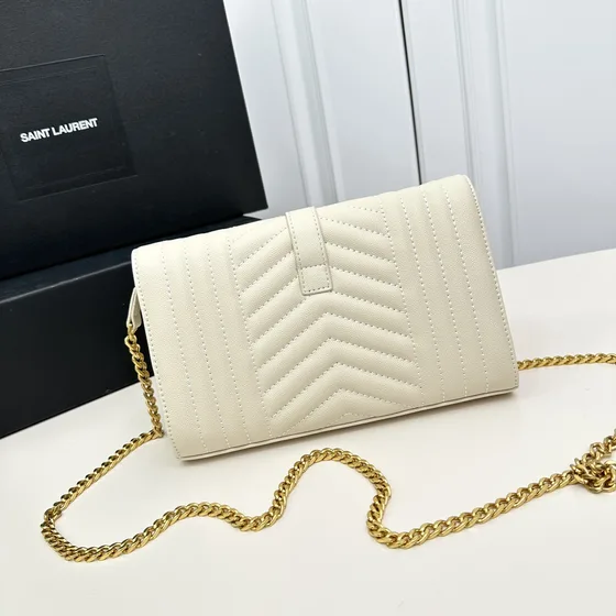 YSL Envelope Quilted Chain Portefeuille Bag Blanc Woc