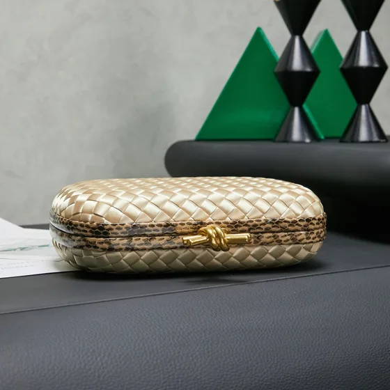 Bottega Veneta Intreccio Knot Pochette Doré Pochette
