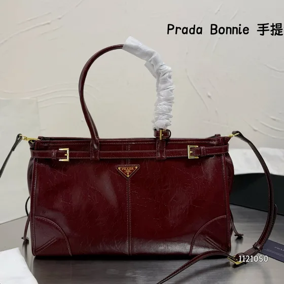Prada Bonnie Putih Top Handle