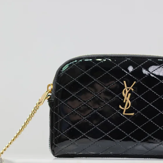 YSL Gaby Zipped Estuche With Chain Negro Crossbody