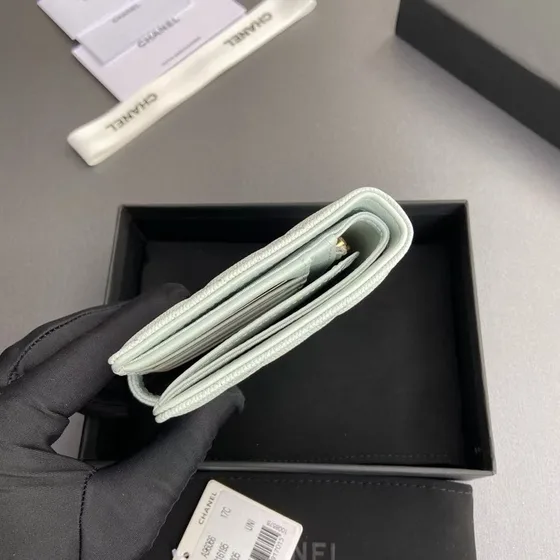 Chanel Caviar Quilted French Purse Wallet Light Mint أخضر Wallet