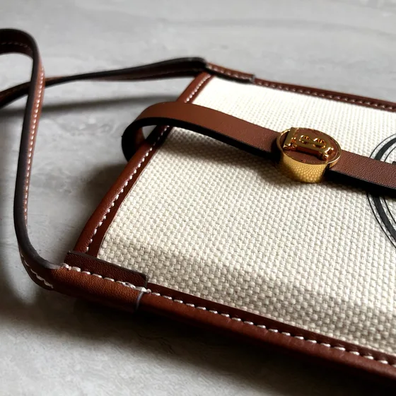 Burberry Logo Graphic Kanvas Phone Crossbody Bag Natural / Tan Crossbody