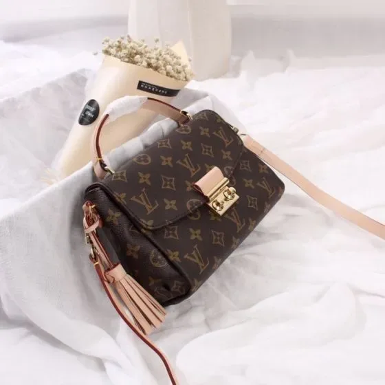 Louis Vuitton Croisette بني Top Handle