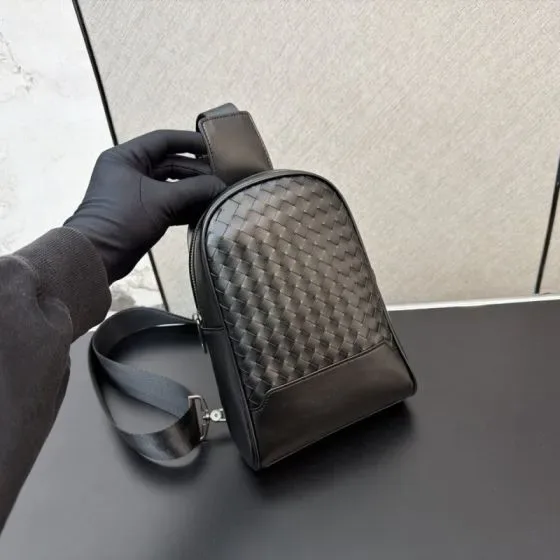 Bottega Veneta Intrecciato Sling Bag Black Crossbody