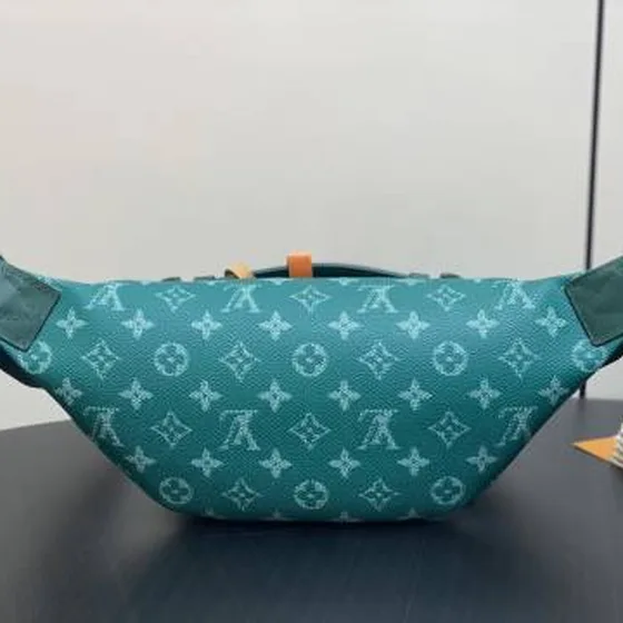 Louis Vuitton M12867 Vert Monogram 30 x 15 x 8 cm everyday