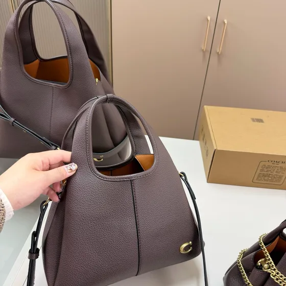 Coach Lana 19 Dark Brun Skuldertaske