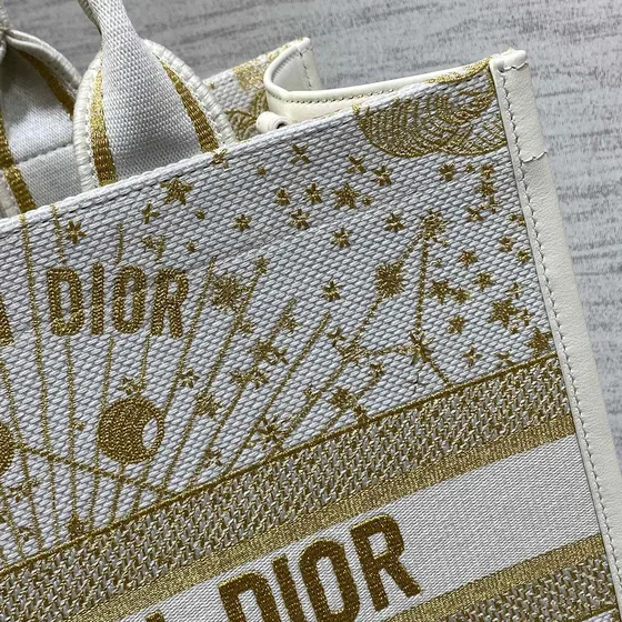 Dior Book Tote Белый/Золотистый Сумка-шоппер