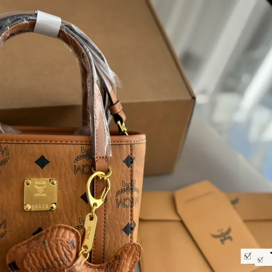 MCM Toni Shopper Mini Cognac Üst sap