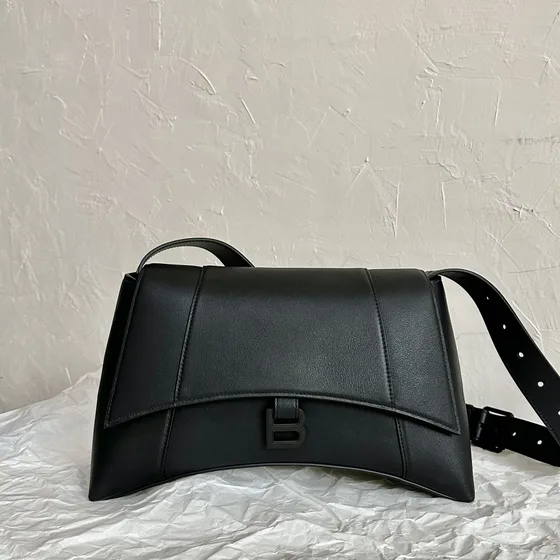 Balenciaga Downtown Hourglass Shoulder Bag Black Shoulder Bag