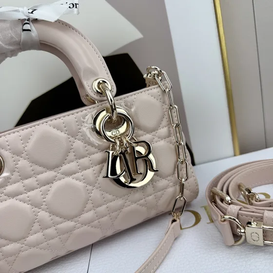 Dior Lady D-Joy Cherry Blossom Rosa 22cm Henkel