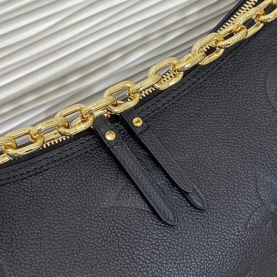 Louis Vuitton Loop Hobo Noir Hobo
