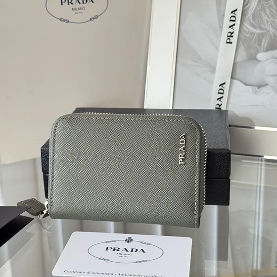 Prada Saffiano Leder Zip Card Holder Grau Card Holder