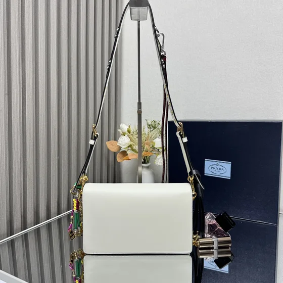 Prada Sound Chain Skuldertaske Hvid Skuldertaske