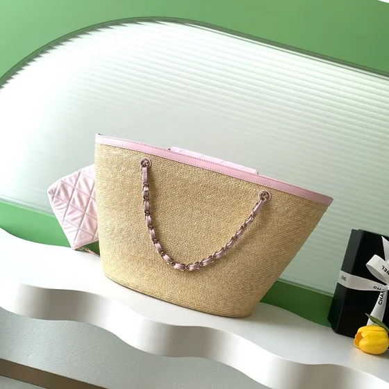 Chanel Cambon Tote Bag (Raffia Quilted Trim) بيج/وردي Tote Bag