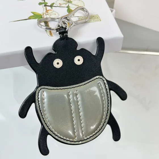 Loewe Beetle Charm Coin Purse Negro And Gris Coin Purse