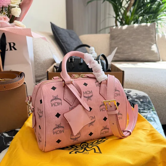 MCM Visetos Essential Boston Rosa Asa superior