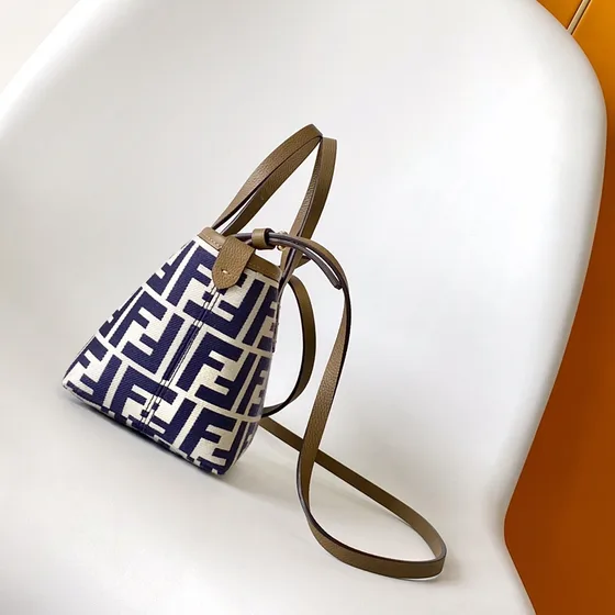 Fendi Mini Roll Shoppertasche Weiß/Marineblau Shoppertasche