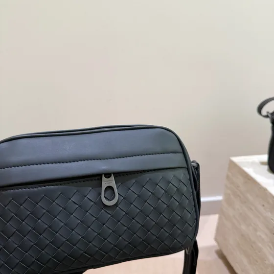 Bottega Veneta Intrecciato Camera Bag Dark Blå Crossbody