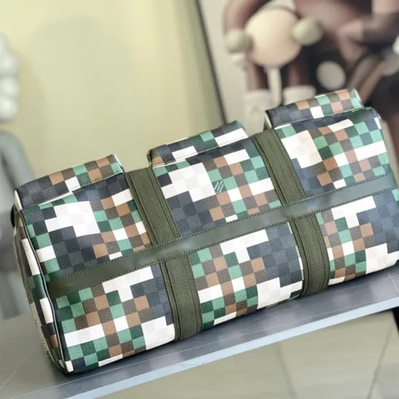 Louis Vuitton Keepall 55 Green pixel Damier 55 x 27 x 20 travel
