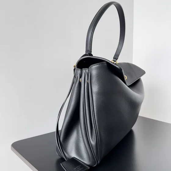 Balenciaga Rodeo Top Handle Bag Hitam Top Handle