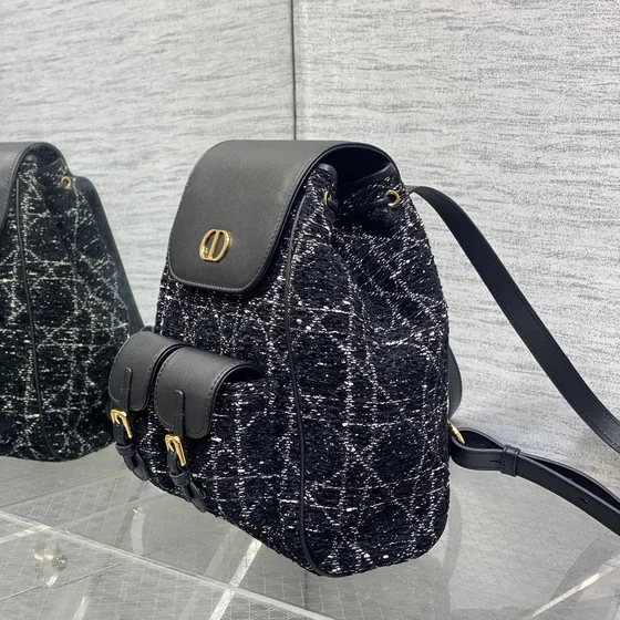 Dior Medium Dior Caro Backpack Hitam Backpack