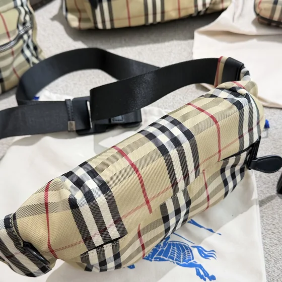 Burberry Vintage Check Bum Bag Archive Bej Belt Bag