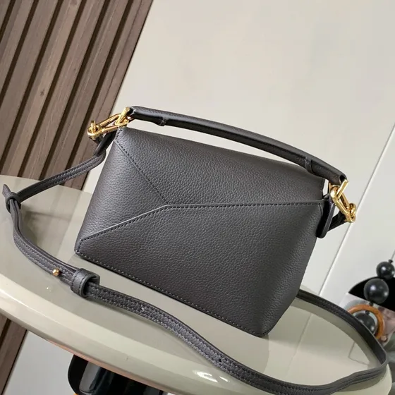 Loewe Puzzle Edge Small Bag Dark Gray Üst sap