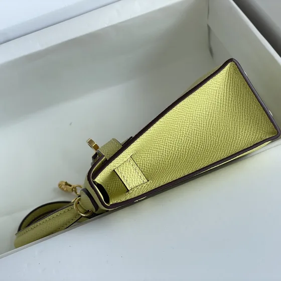 Hermes Mini Kelly Lime Amarillo Asa superior