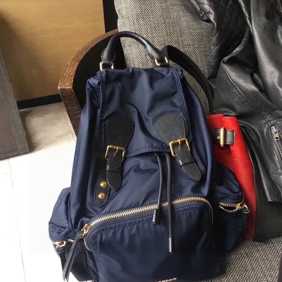 Burberry The Medium Rucksack In Technical Nylon And Leather Navy Blue Backpack