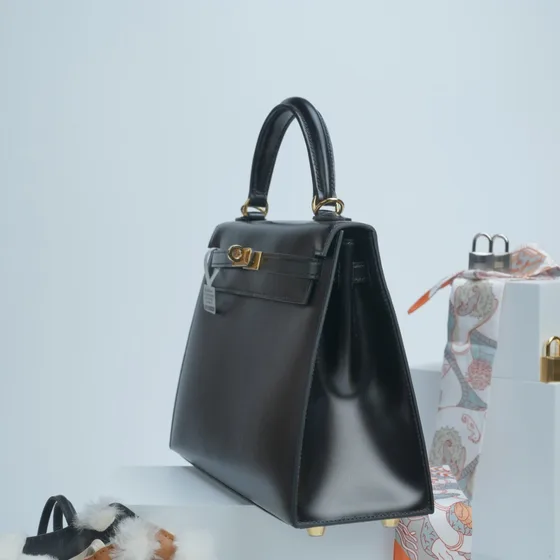 Hermes Kelly أسود Top Handle